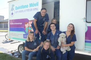 Todas las personas de la zona interesadas en llevar a su mascota a atenderse al Quirófano Veterinario Móvil debern pedir previamente un turno