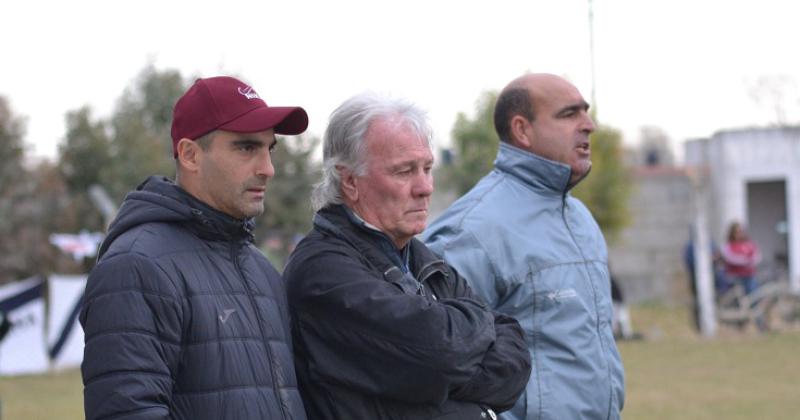 Adrin Arbío y Palmieri ya no trabajan en Hinojo