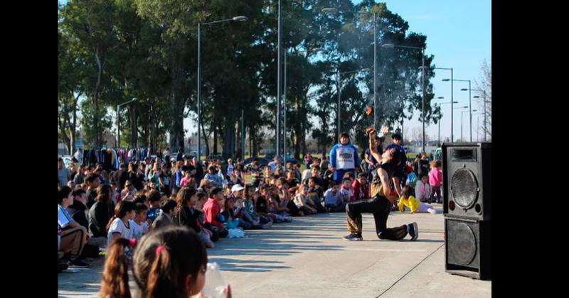 Ms de mil personas participaron de la Feria del MTE-UTEP