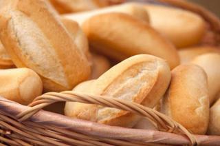 Nuevo aumento del pan- el kilogramo valdraacute alrededor de 350 pesos