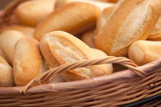 Sin acuerdo entre panaderos y el Gobierno advierten que el pan puede llegar a 450