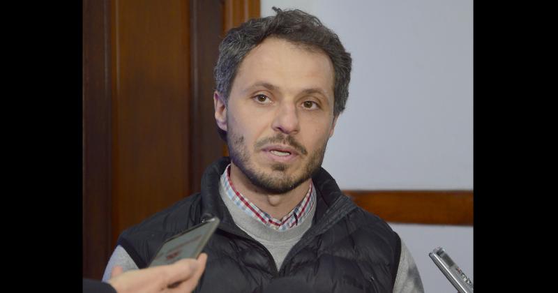El concejal y presidente de bloque Martín Endere ser su director