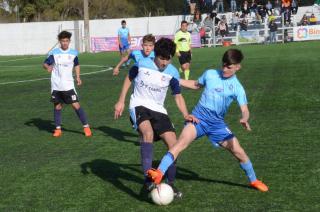 Olavarría y Tandil jugaron en la cancha de Embajadores