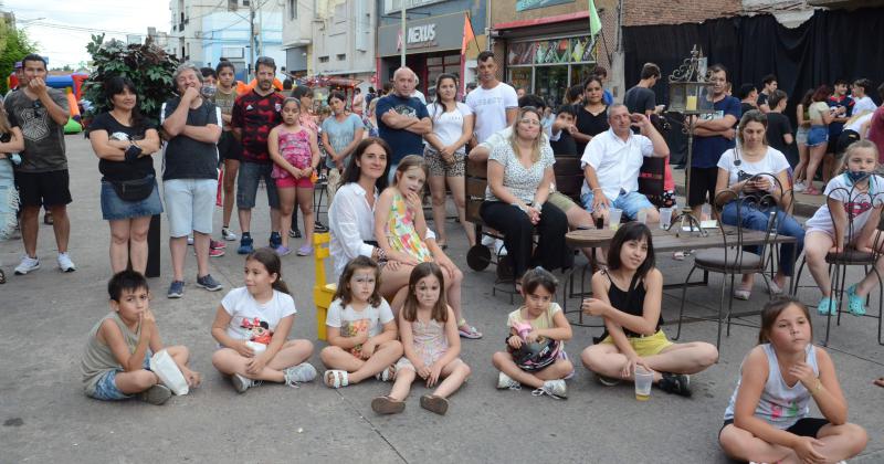 Este domingo se realizaraacute la tercera edicioacuten de la Peatonal Necochea