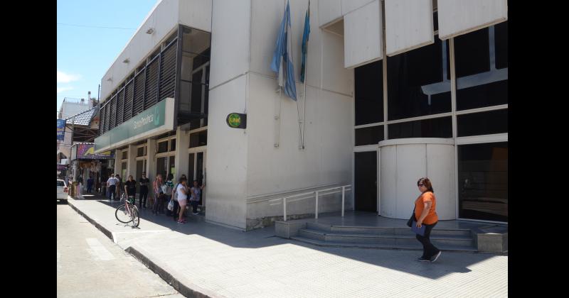 Los y las trabajadoras bancarias lograron un acuerdo paritario de ms del 94-en-porciento-