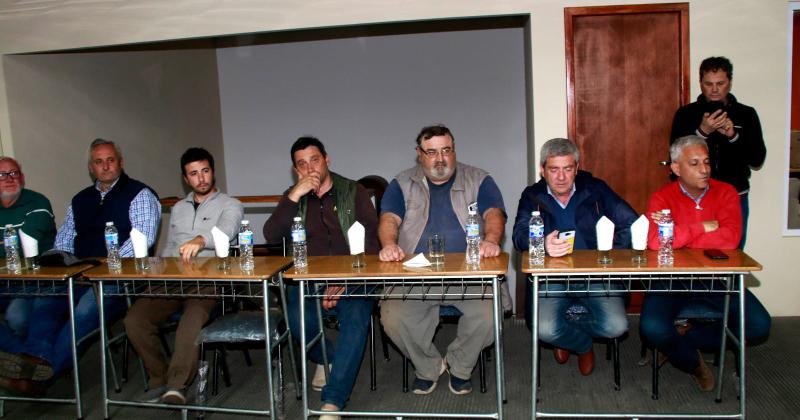 Olavarriacutea en zona de riesgo de incendios- reunioacuten clave de tecnologiacutea aplicada 