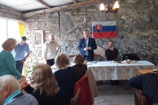 Investigadores eslovacos visitaraacuten a la colectividad de Sierras Bayas