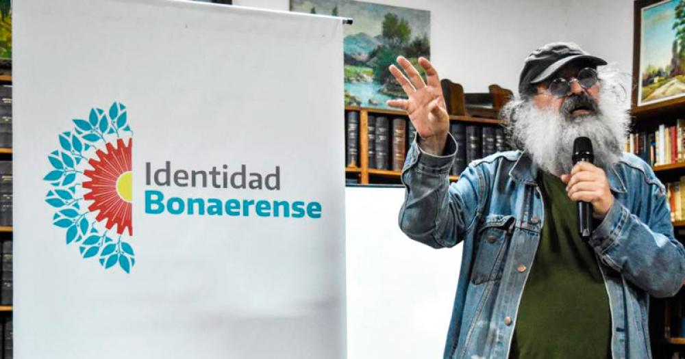 La visita de Pedro Saborido ser una de las grandes atracciones del Festival del Libro Olavarría 2022