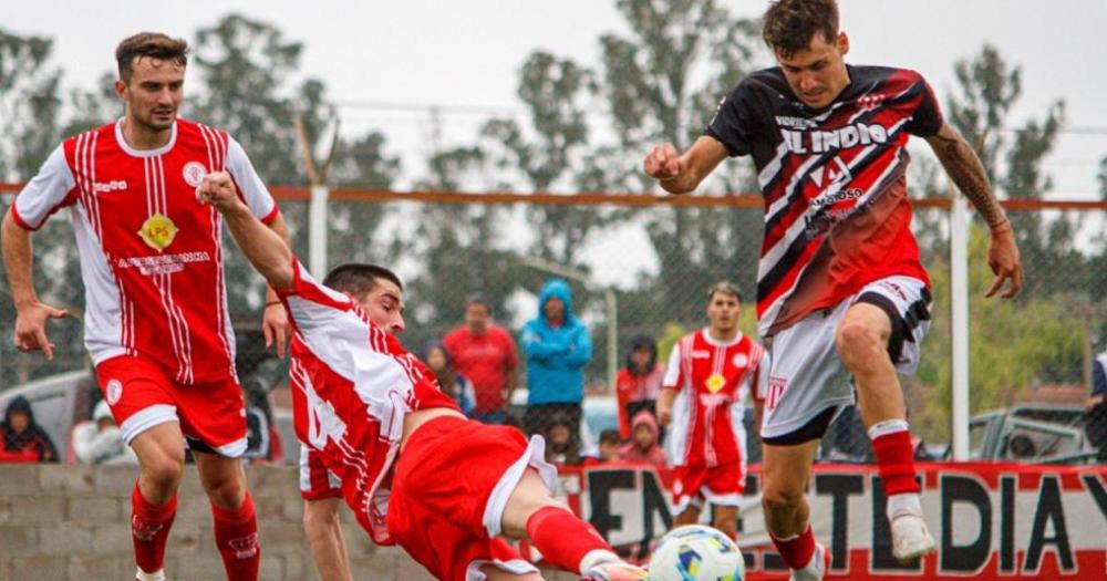 Huracn de Tres Arroyos clasificado por la Zona 4