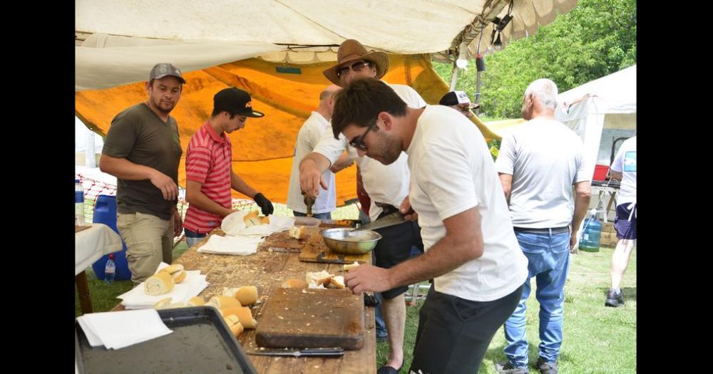 Las mejores fotos de la Fiesta del Choripaacuten Serrano
