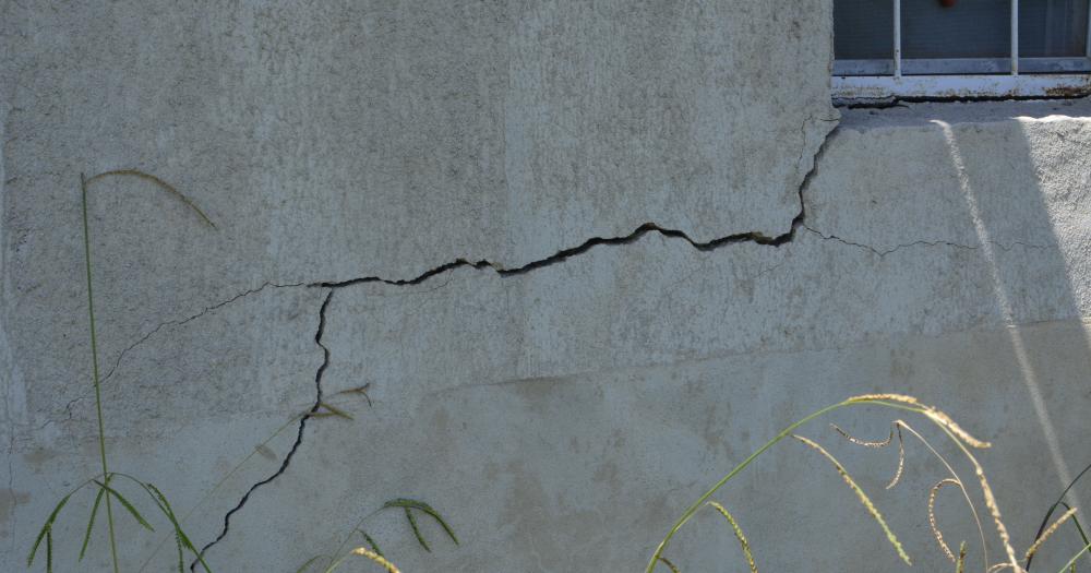 Vecinos de Sierras Bayas denunciaron que sus casas son destruidas por las explosiones en las canteras