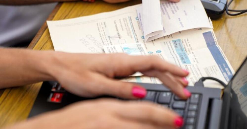 Los aumentos que llegan en abril y hacen ajustar la billetera