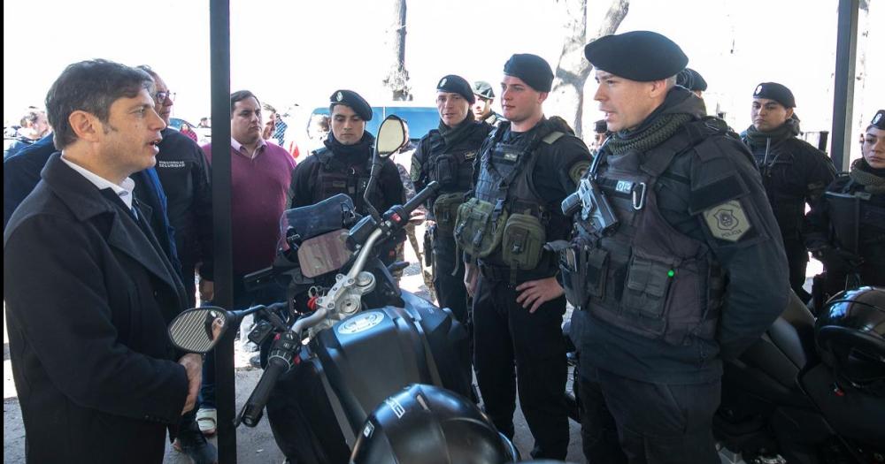 Kicillof- Nos dedicamos a reconstruir una fuerza policial abandonada