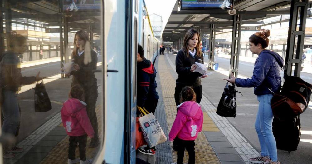  Congelaron las tarifas de trenes y colectivos